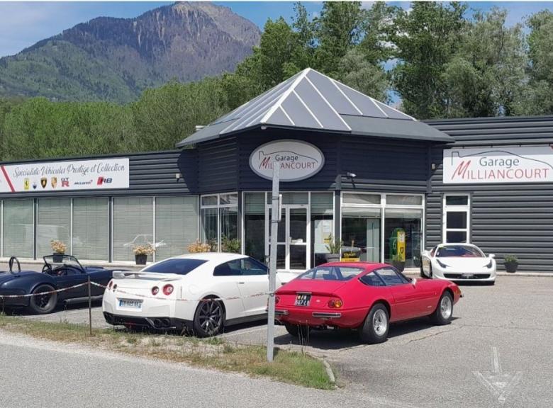 Remplacement de plaques de polycarbonates à Albertville